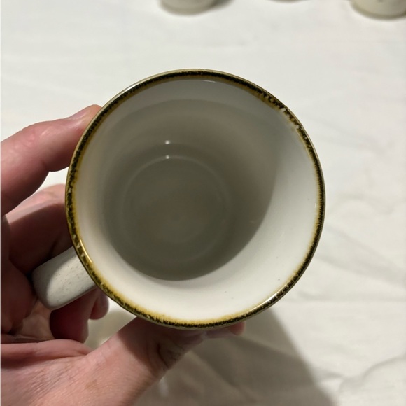 Charming Cottage Mug - Cream - Picture 3 of 6